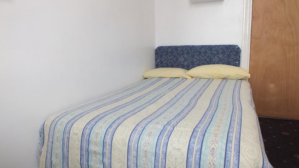 Del Savannah Hotel Blackpool Room photo
